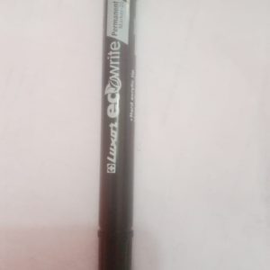 Luxor Black Permanent Marker Chisel Tip 1pcs